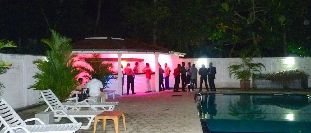 尼甘布 Fire Dragon Hideaway酒店 外观 照片